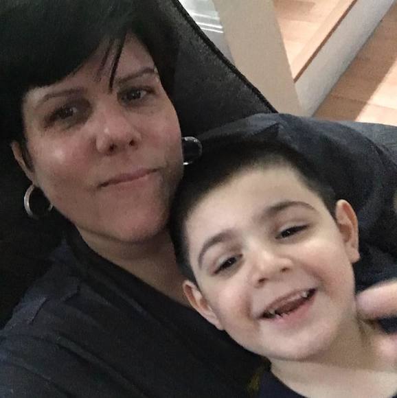 Meet your Posher, Amy - Picture 1 of 1